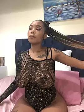 Nicole_Liam_ from StripChat is Freechat