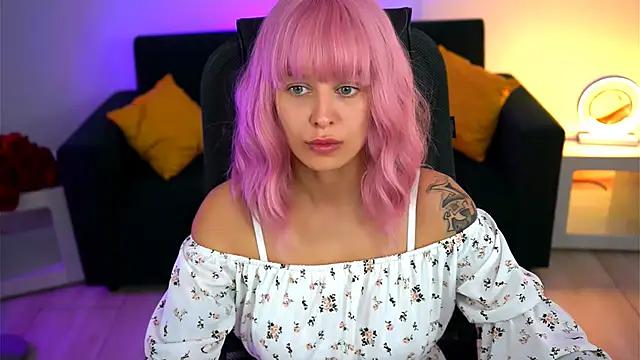 Customizable and immersive: Energize your taste buds and checkout our delicious choice of amateur cams liveshows with excited livestreamers getting their sweet physiques pounded with their beloved vibrating toys.