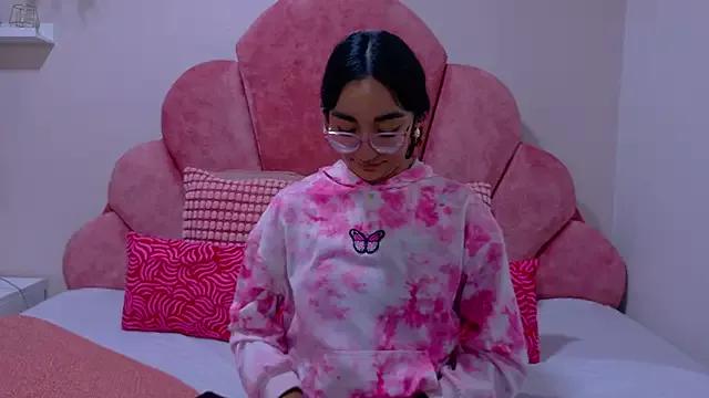 Customizable and immersive: Energize your taste buds and checkout our delicious choice of amateur cams liveshows with excited livestreamers getting their sweet physiques pounded with their beloved vibrating toys.