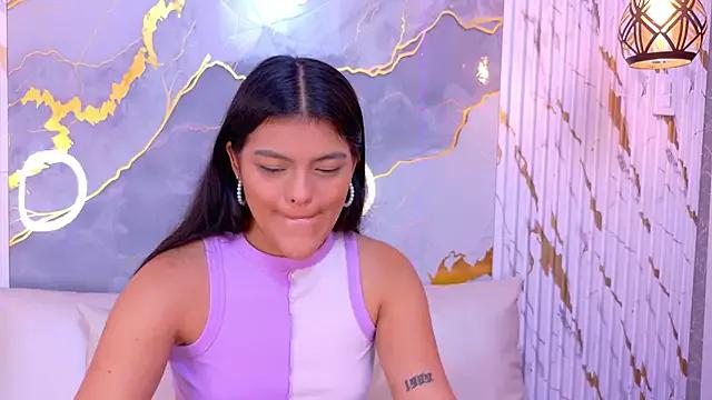 Customizable and immersive: Energize your taste buds and checkout our delicious choice of amateur cams liveshows with excited livestreamers getting their sweet physiques pounded with their beloved vibrating toys.