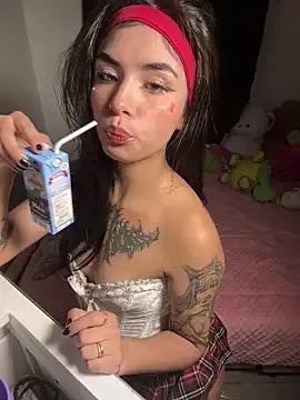 Nikita_scarlet from StripChat is Freechat