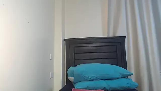 NIKKIE_LOVE from StripChat is Freechat