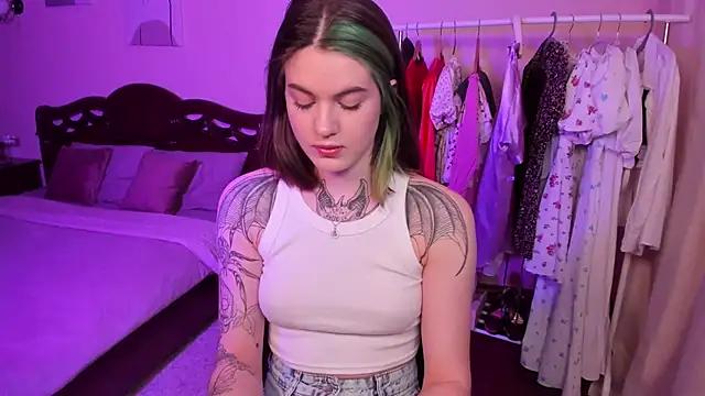 Customizable and immersive: Energize your taste buds and checkout our delicious choice of amateur cams liveshows with excited livestreamers getting their sweet physiques pounded with their beloved vibrating toys.