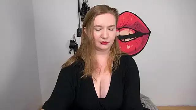 NikkiTease from StripChat is Freechat