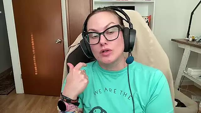 NikkixNight from StripChat is Freechat