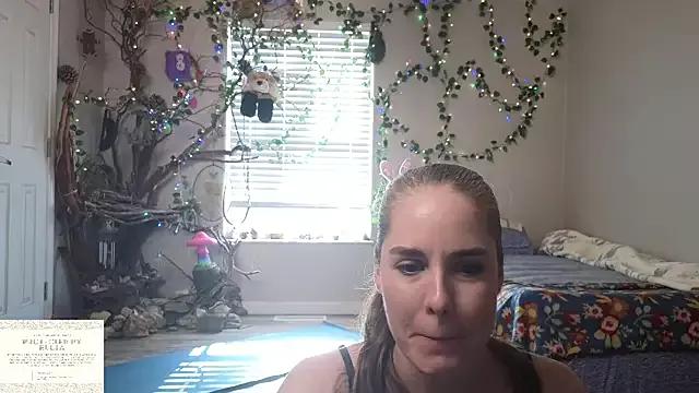 nilkibunnyxo from StripChat is Freechat