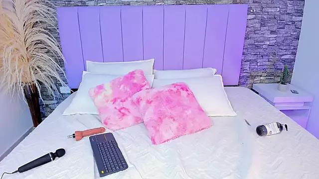 Customizable and immersive: Energize your taste buds and checkout our delicious choice of amateur cams liveshows with excited livestreamers getting their sweet physiques pounded with their beloved vibrating toys.