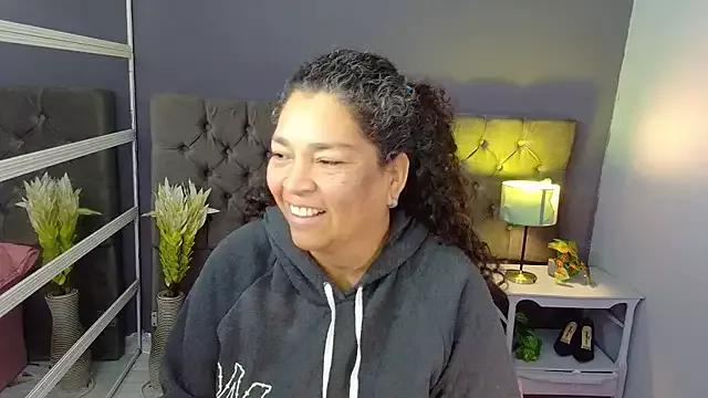 NinaBlazee from StripChat is Freechat