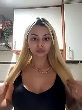 Photos of Noeliagglow from StripChat is Freechat