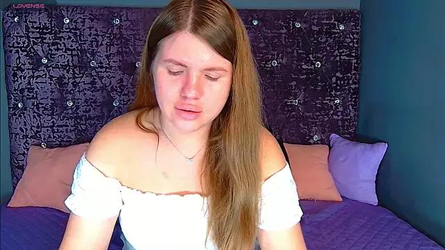 NoraBigAss from StripChat is Freechat