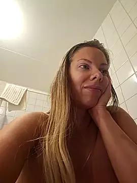 Photos of Nova-Lee from StripChat is Freechat