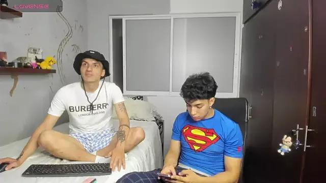 Customizable and immersive: Energize your taste buds and checkout our delicious choice of amateur cams liveshows with excited livestreamers getting their sweet physiques pounded with their beloved vibrating toys.