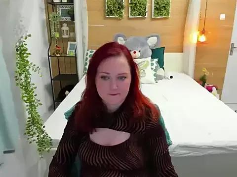 OhLadyPlease from StripChat is Freechat