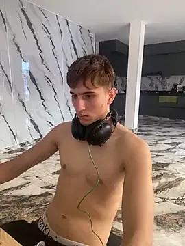 oliver_Lz from StripChat is Freechat