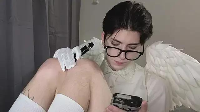 Oliver_star_boy_ from StripChat is Freechat