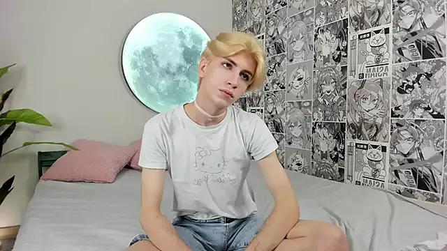 Oliver_Starboy from StripChat is Freechat