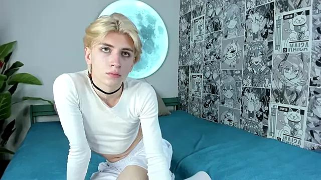Oliver_Starboy from StripChat is Freechat