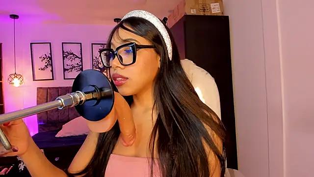 Customizable and immersive: Energize your taste buds and checkout our delicious choice of amateur cams liveshows with excited livestreamers getting their sweet physiques pounded with their beloved vibrating toys.