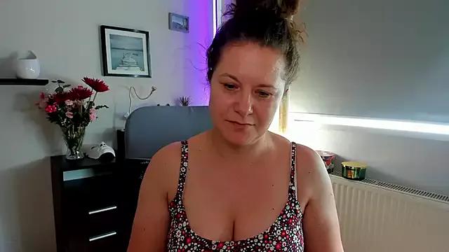 OLIVIA_lux from StripChat is Freechat