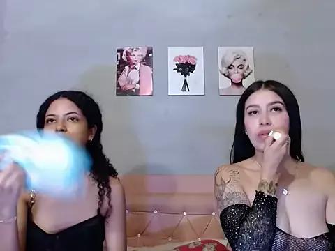 Olivia_Spear from StripChat is Freechat