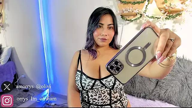 Customizable and immersive: Energize your taste buds and checkout our delicious choice of amateur cams liveshows with excited livestreamers getting their sweet physiques pounded with their beloved vibrating toys.