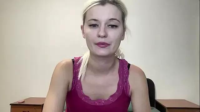 Onika_Love from StripChat is Freechat