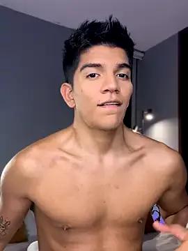 OnlySantty from StripChat is Freechat