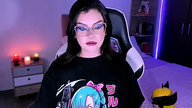 Customizable and immersive: Energize your taste buds and checkout our delicious choice of amateur cams liveshows with excited livestreamers getting their sweet physiques pounded with their beloved vibrating toys.