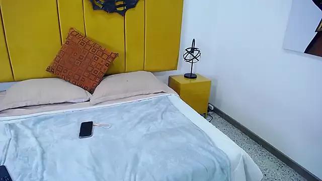 Customizable and immersive: Energize your taste buds and checkout our delicious choice of amateur cams liveshows with excited livestreamers getting their sweet physiques pounded with their beloved vibrating toys.