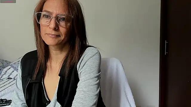 Paty_rouse from StripChat is Freechat