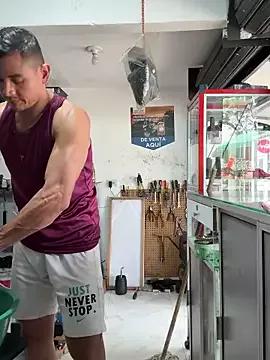 Customizable and immersive: Energize your taste buds and checkout our delicious choice of amateur cams liveshows with excited livestreamers getting their sweet physiques pounded with their beloved vibrating toys.