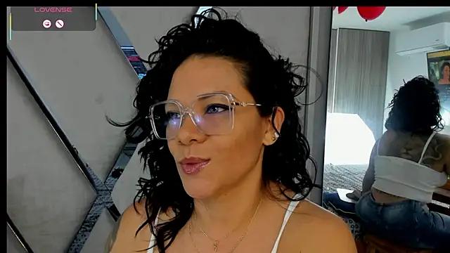 Customizable and immersive: Energize your taste buds and checkout our delicious choice of amateur cams liveshows with excited livestreamers getting their sweet physiques pounded with their beloved vibrating toys.