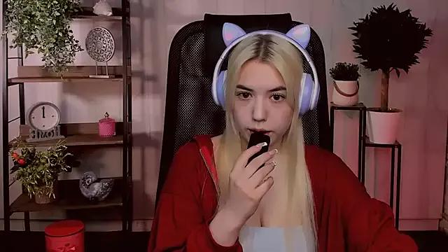 Customizable and immersive: Energize your taste buds and checkout our delicious choice of amateur cams liveshows with excited livestreamers getting their sweet physiques pounded with their beloved vibrating toys.