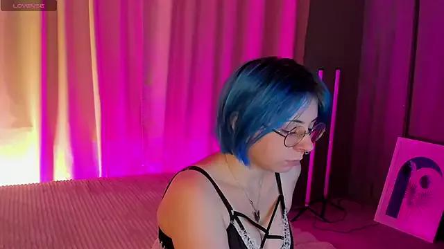Customizable and immersive: Energize your taste buds and checkout our delicious choice of amateur cams liveshows with excited livestreamers getting their sweet physiques pounded with their beloved vibrating toys.