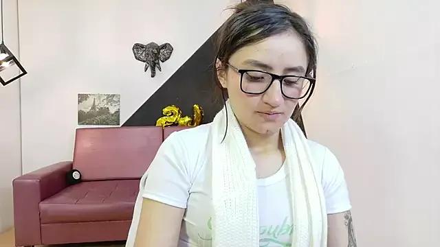 Perla_Campbell from StripChat is Freechat