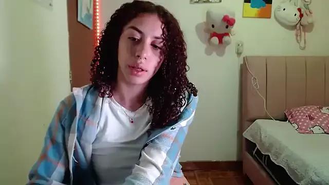 Customizable and immersive: Energize your taste buds and checkout our delicious choice of amateur cams liveshows with excited livestreamers getting their sweet physiques pounded with their beloved vibrating toys.