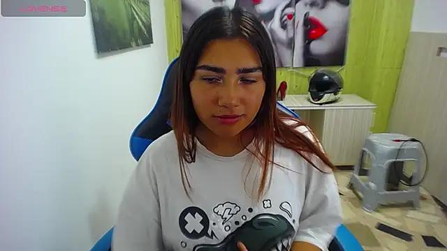 Customizable and immersive: Energize your taste buds and checkout our delicious choice of amateur cams liveshows with excited livestreamers getting their sweet physiques pounded with their beloved vibrating toys.