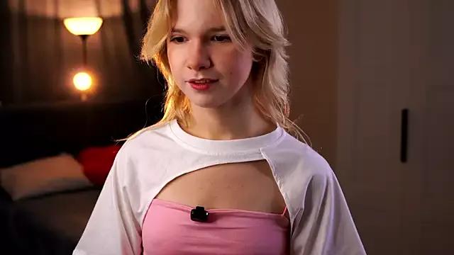 Customizable and immersive: Energize your taste buds and checkout our delicious choice of amateur cams liveshows with excited livestreamers getting their sweet physiques pounded with their beloved vibrating toys.