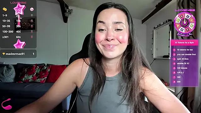 Customizable and immersive: Energize your taste buds and checkout our delicious choice of amateur cams liveshows with excited livestreamers getting their sweet physiques pounded with their beloved vibrating toys.