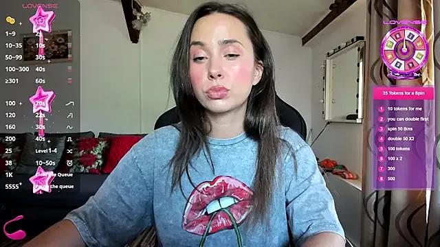 Customizable and immersive: Energize your taste buds and checkout our delicious choice of amateur cams liveshows with excited livestreamers getting their sweet physiques pounded with their beloved vibrating toys.