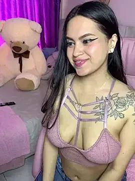 Customizable and immersive: Energize your taste buds and checkout our delicious choice of amateur cams liveshows with excited livestreamers getting their sweet physiques pounded with their beloved vibrating toys.