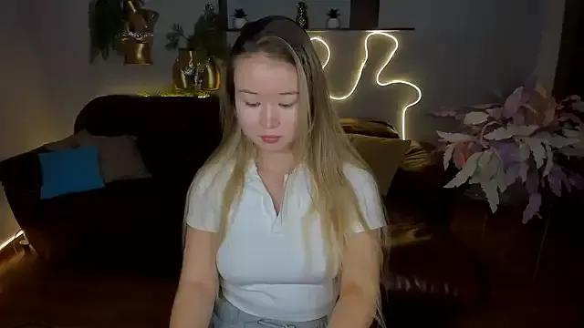 Customizable and immersive: Energize your taste buds and checkout our delicious choice of amateur cams liveshows with excited livestreamers getting their sweet physiques pounded with their beloved vibrating toys.