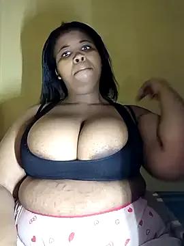 Prettyboobiesx from StripChat is Freechat