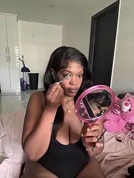 PrincessDreamm from StripChat is Freechat