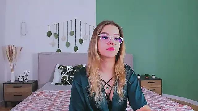 Customizable and immersive: Energize your taste buds and checkout our delicious choice of amateur cams liveshows with excited livestreamers getting their sweet physiques pounded with their beloved vibrating toys.