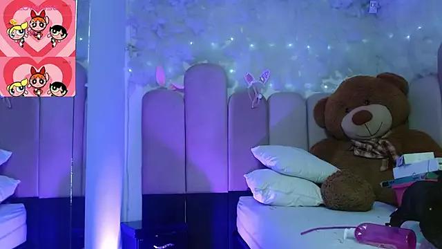 Customizable and immersive: Energize your taste buds and checkout our delicious choice of amateur cams liveshows with excited livestreamers getting their sweet physiques pounded with their beloved vibrating toys.