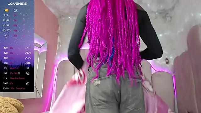 Customizable and immersive: Energize your taste buds and checkout our delicious choice of amateur cams liveshows with excited livestreamers getting their sweet physiques pounded with their beloved vibrating toys.