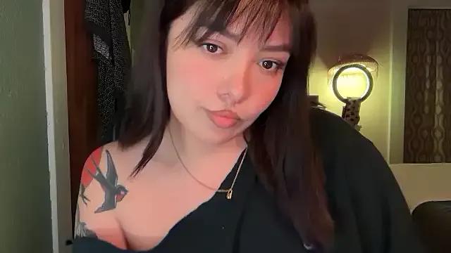 Customizable and immersive: Energize your taste buds and checkout our delicious choice of amateur cams liveshows with excited livestreamers getting their sweet physiques pounded with their beloved vibrating toys.