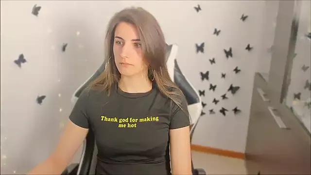 Customizable and immersive: Energize your taste buds and checkout our delicious choice of amateur cams liveshows with excited livestreamers getting their sweet physiques pounded with their beloved vibrating toys.