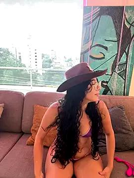 Customizable and immersive: Energize your taste buds and checkout our delicious choice of amateur cams liveshows with excited livestreamers getting their sweet physiques pounded with their beloved vibrating toys.